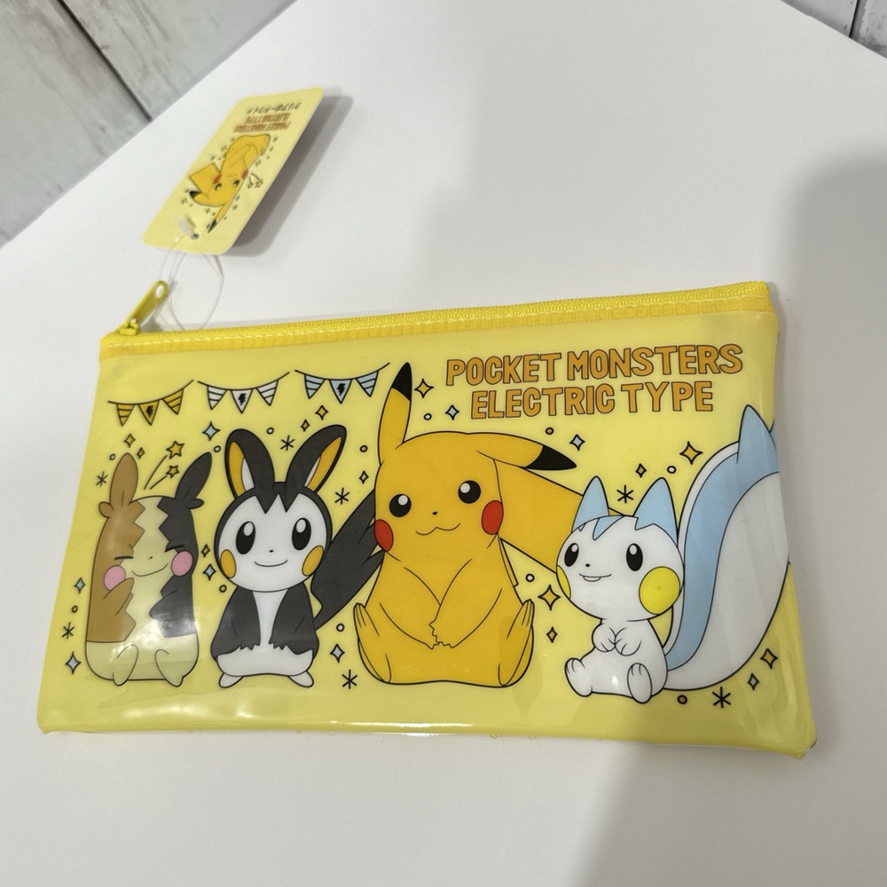 New! Pokemon bag and pouch set - Picture 7 of 8